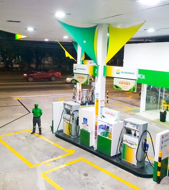 posto-petrobras-noite